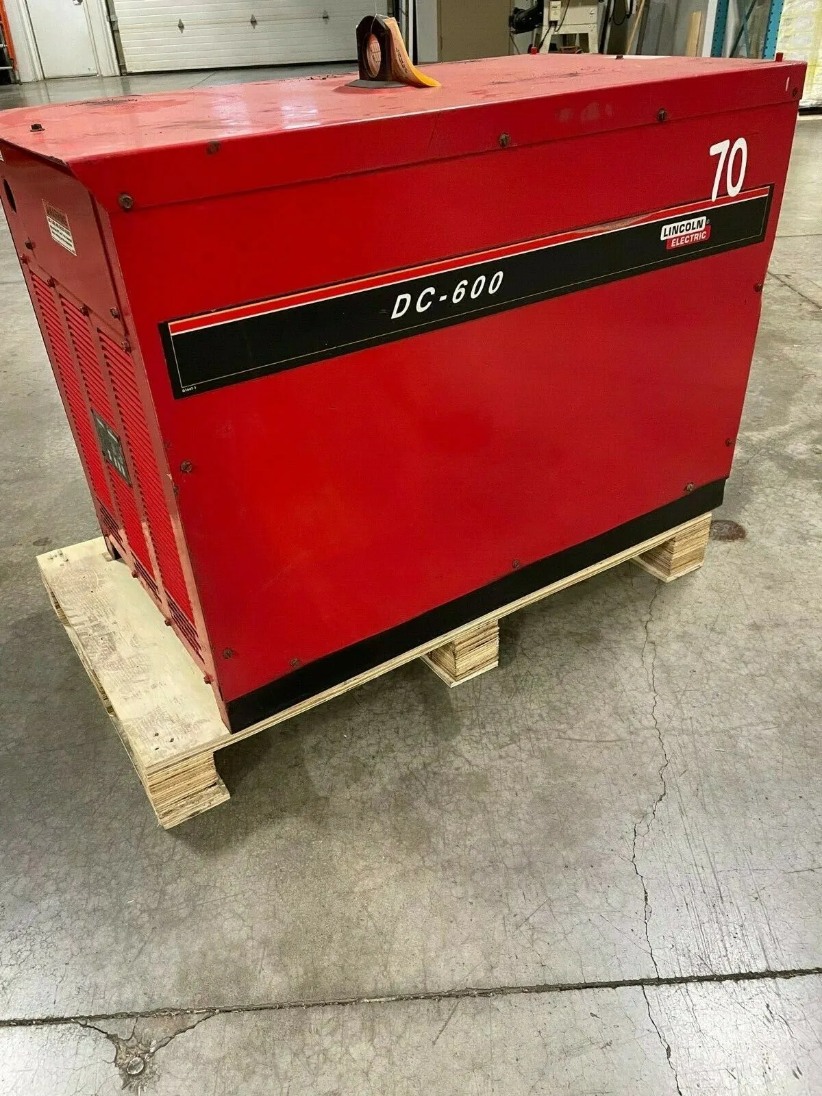 Lincoln Electric DC-600 Stick Welder